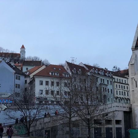 Pleasant Apartment Under The Bratislava Castle Dış mekan fotoğraf